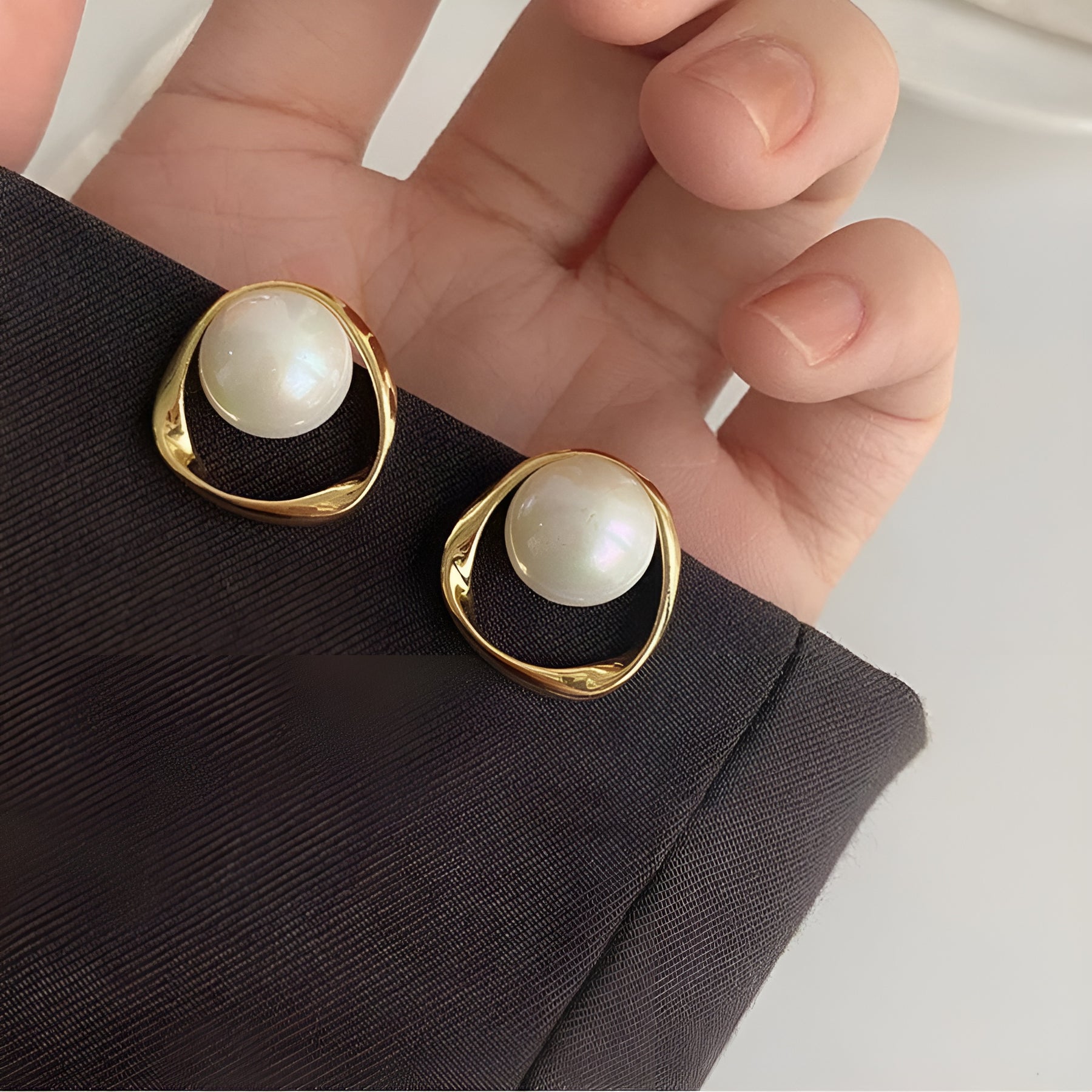 moça-com-brinco-de-pérola