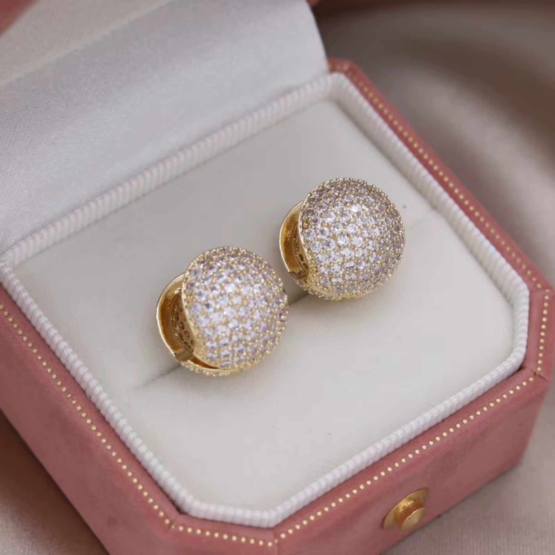 brinco-de-zirconia