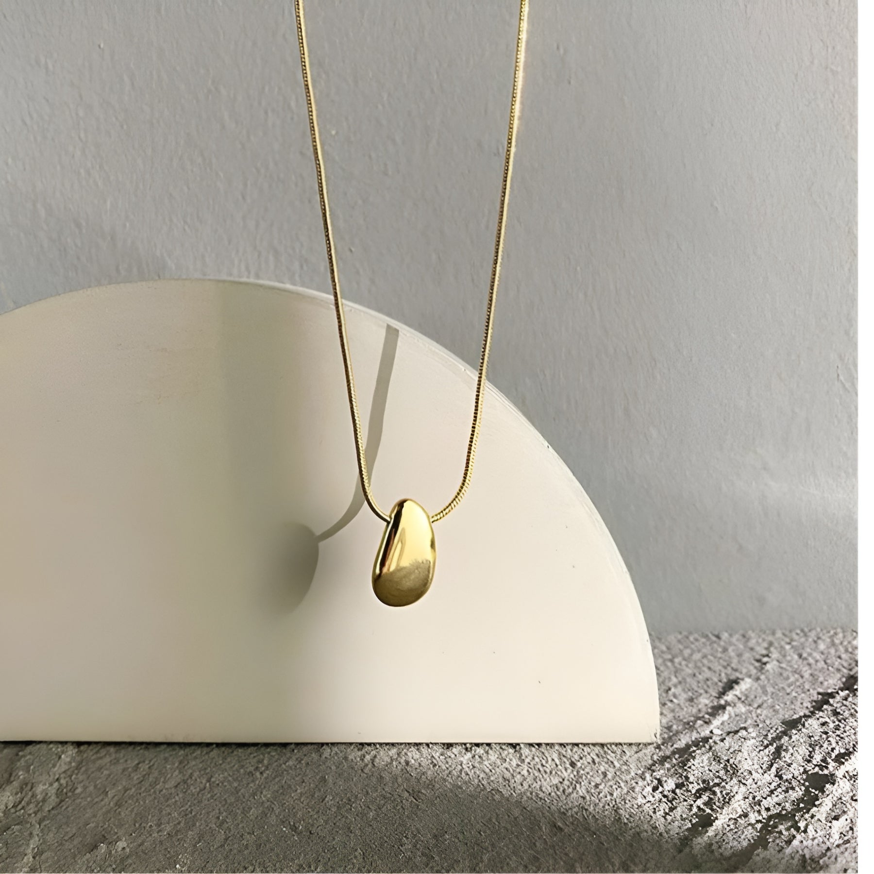 colar-banhado-a-ouro-feminino